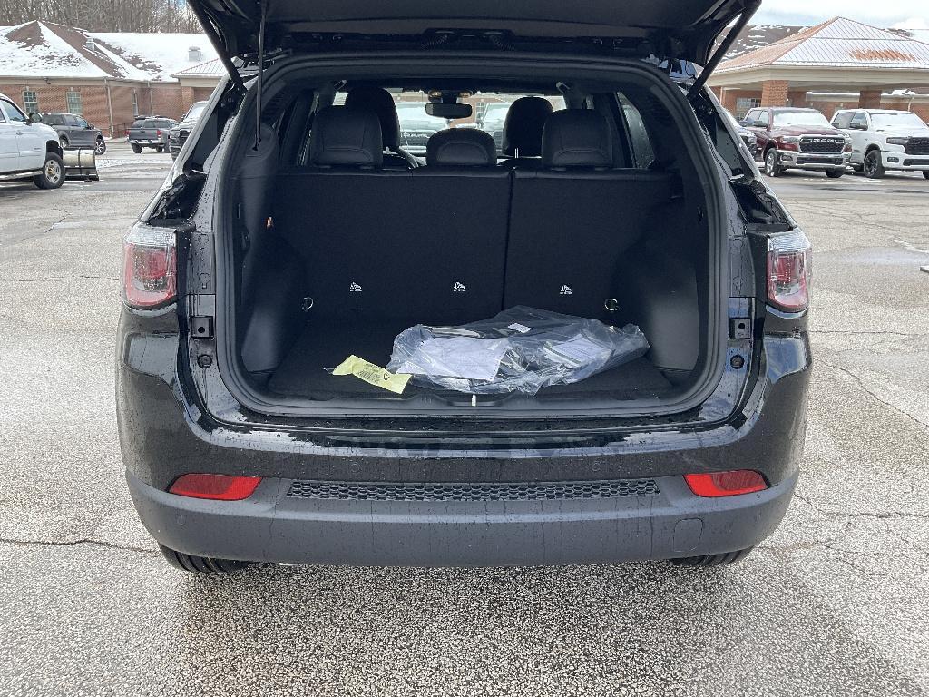new 2026 Jeep Compass car, priced at $35,869