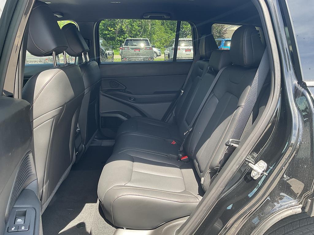 new 2026 Jeep Cherokee car, priced at $41,758