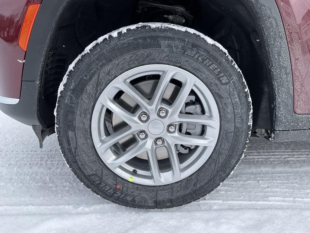 new 2026 Jeep Grand Cherokee L car, priced at $46,710