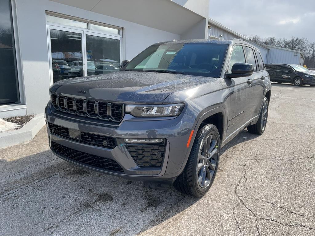 new 2026 Jeep Grand Cherokee car, priced at $53,805