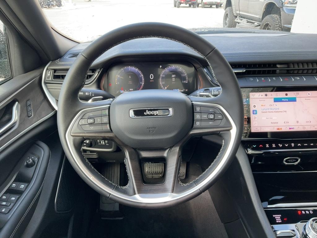 new 2026 Jeep Grand Cherokee car, priced at $53,805