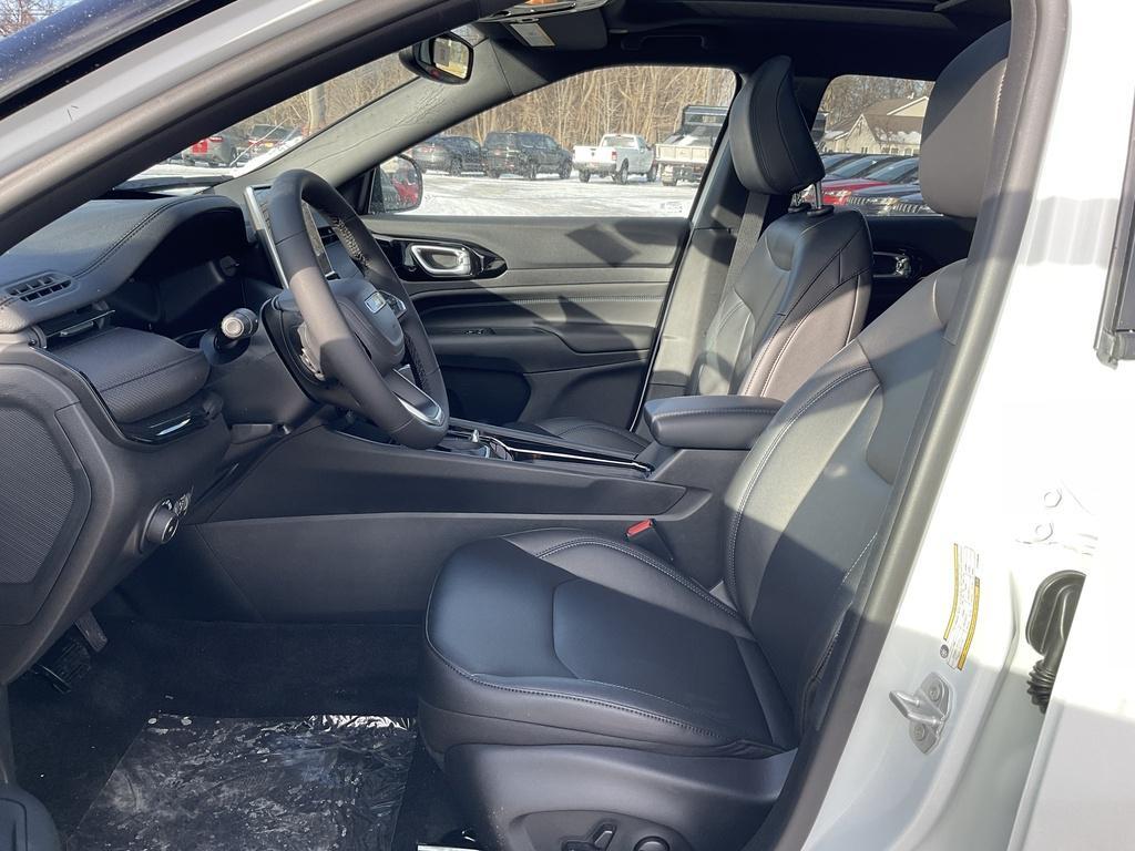 new 2026 Jeep Compass car, priced at $38,400