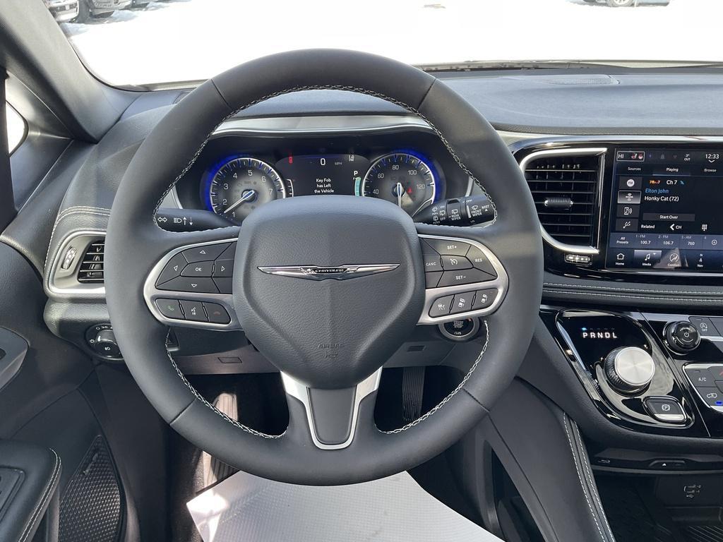 new 2026 Chrysler Pacifica car, priced at $54,495