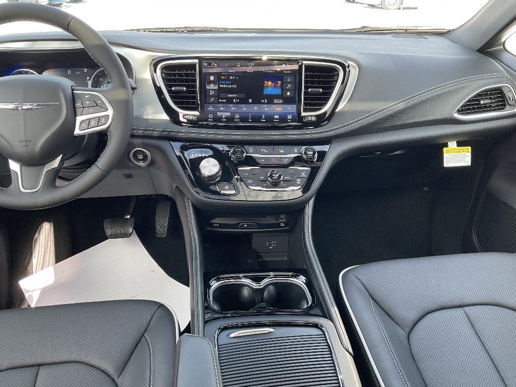 new 2026 Chrysler Pacifica car, priced at $50,943