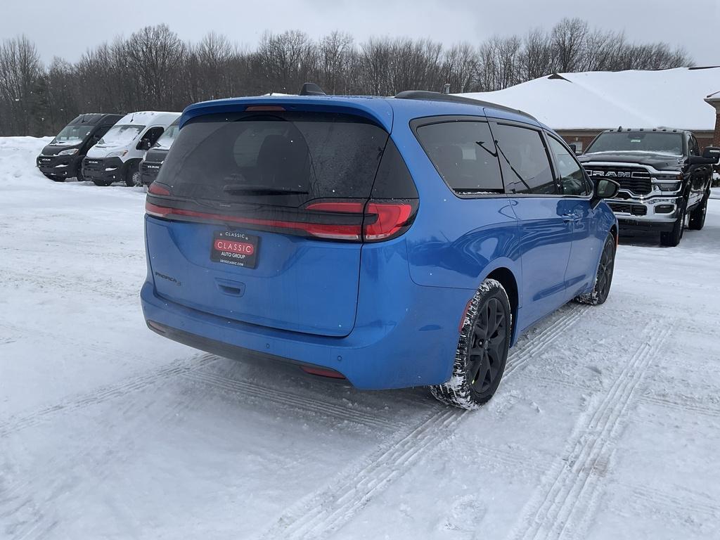 new 2026 Chrysler Pacifica car, priced at $45,405
