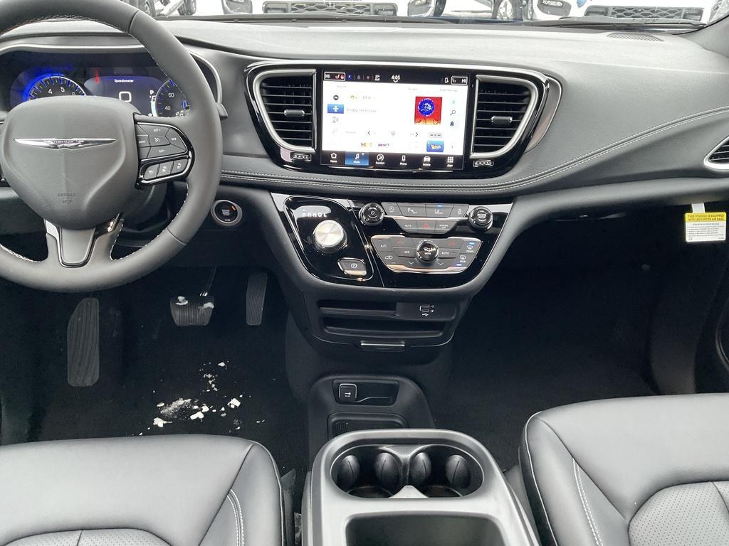 new 2026 Chrysler Pacifica car, priced at $45,405