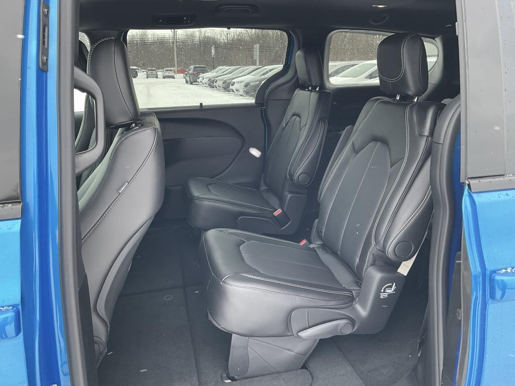 new 2026 Chrysler Pacifica car, priced at $45,405
