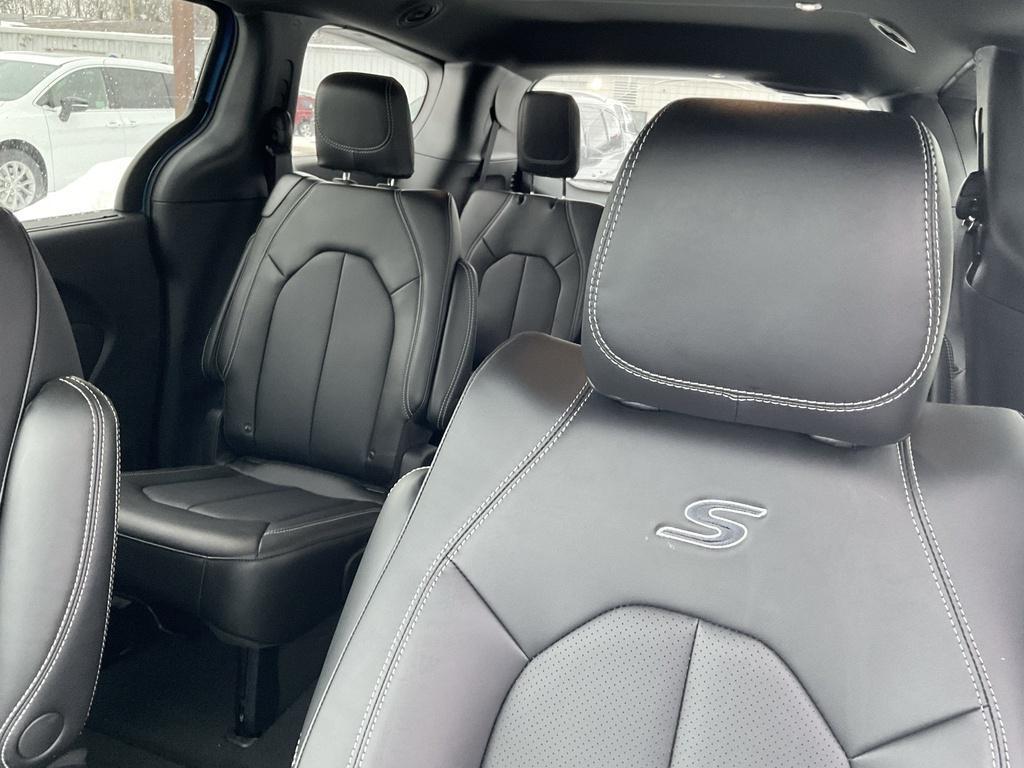 new 2026 Chrysler Pacifica car, priced at $45,405