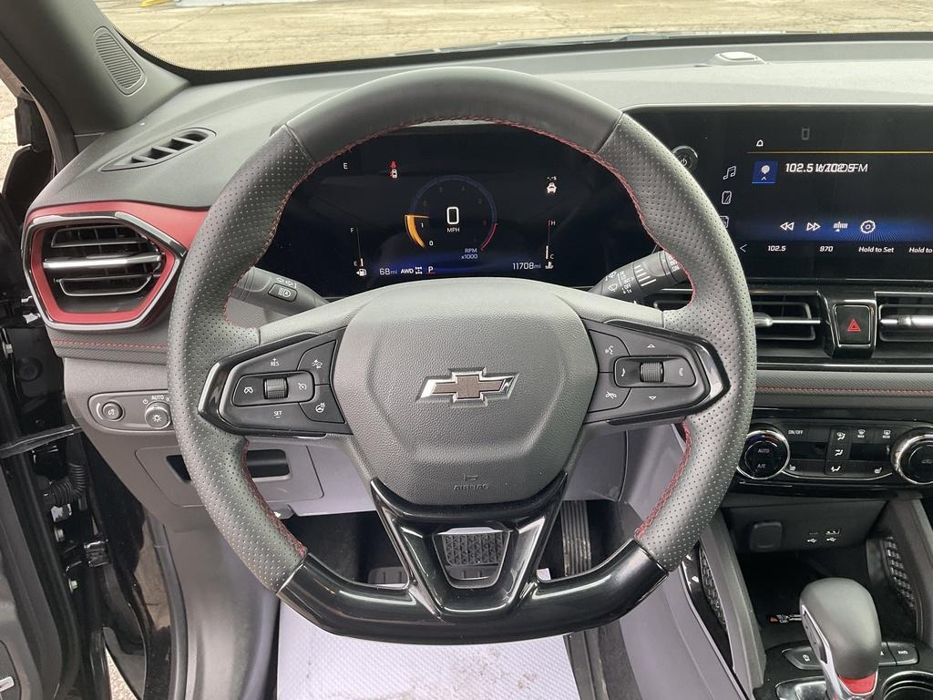 used 2025 Chevrolet TrailBlazer car, priced at $26,990