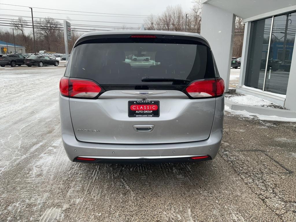 used 2020 Chrysler Pacifica car, priced at $19,999