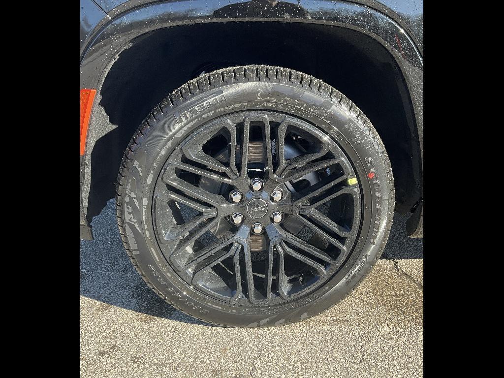 new 2026 Jeep Grand Wagoneer car, priced at $82,880