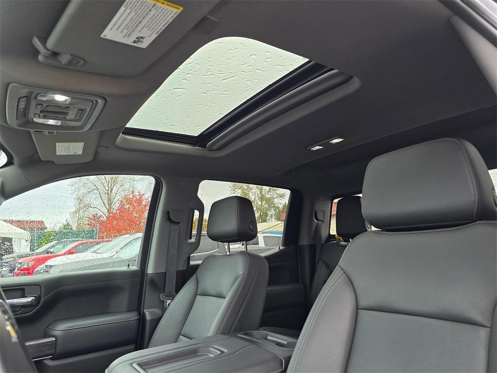 used 2021 Chevrolet Silverado 1500 car, priced at $35,620