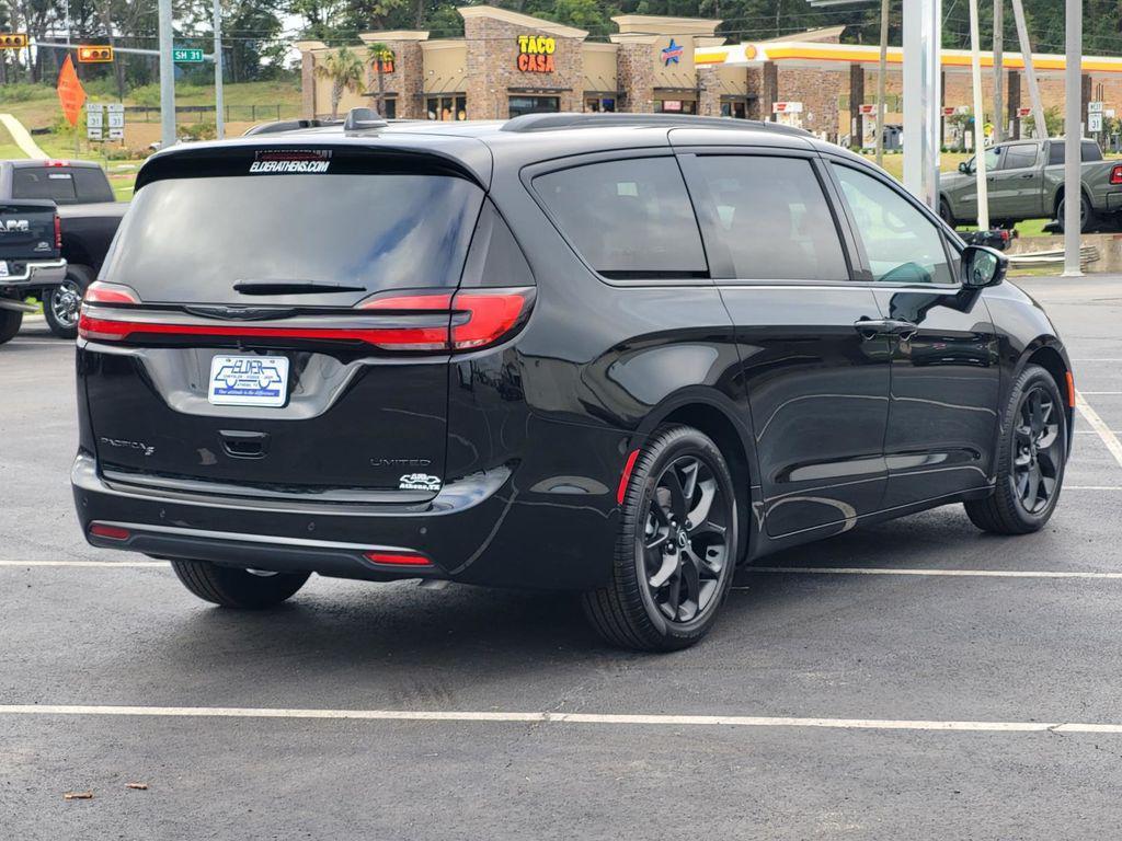 new 2026 Chrysler Pacifica car, priced at $53,815