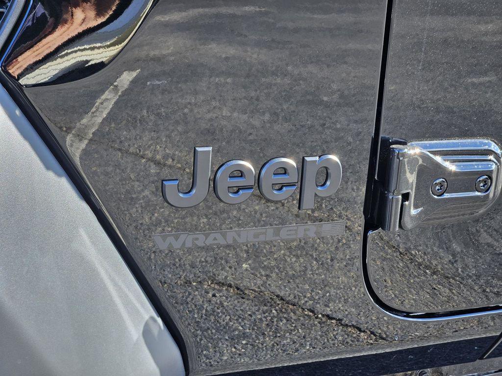 new 2026 Jeep Wrangler car, priced at $45,675