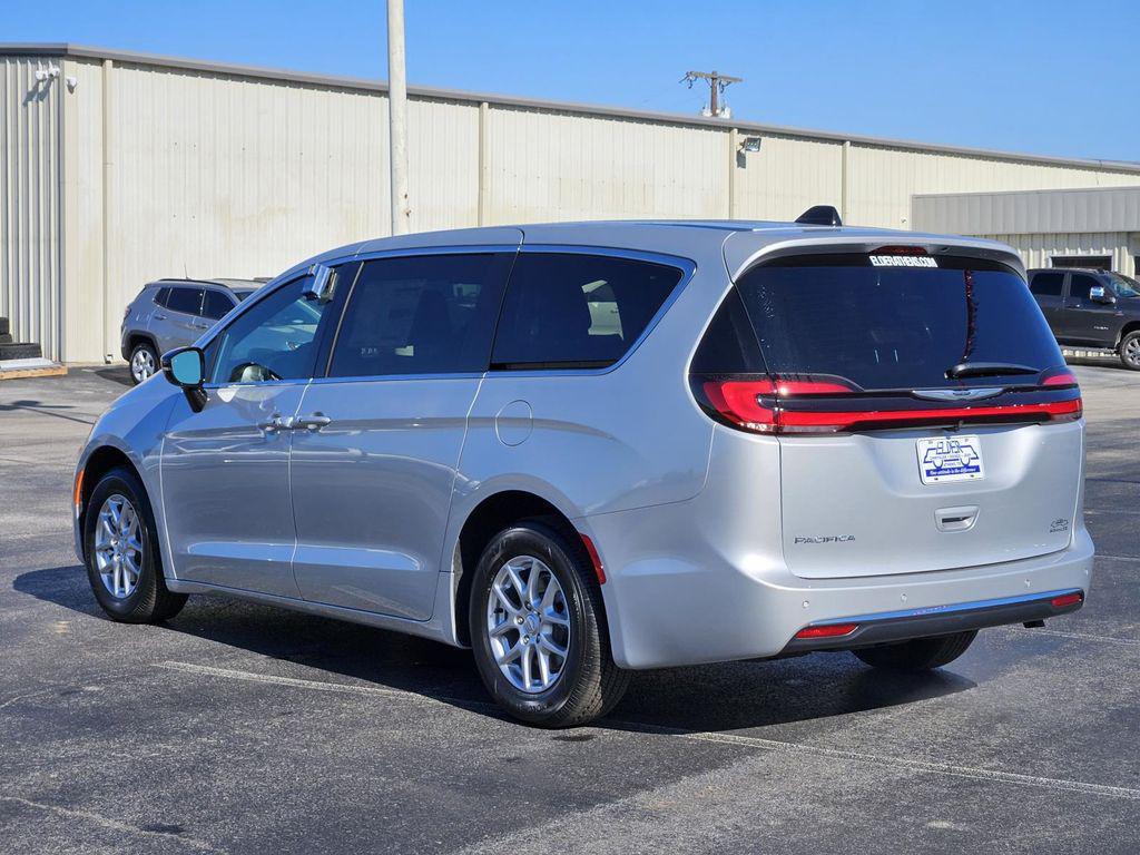 new 2026 Chrysler Pacifica car, priced at $46,360