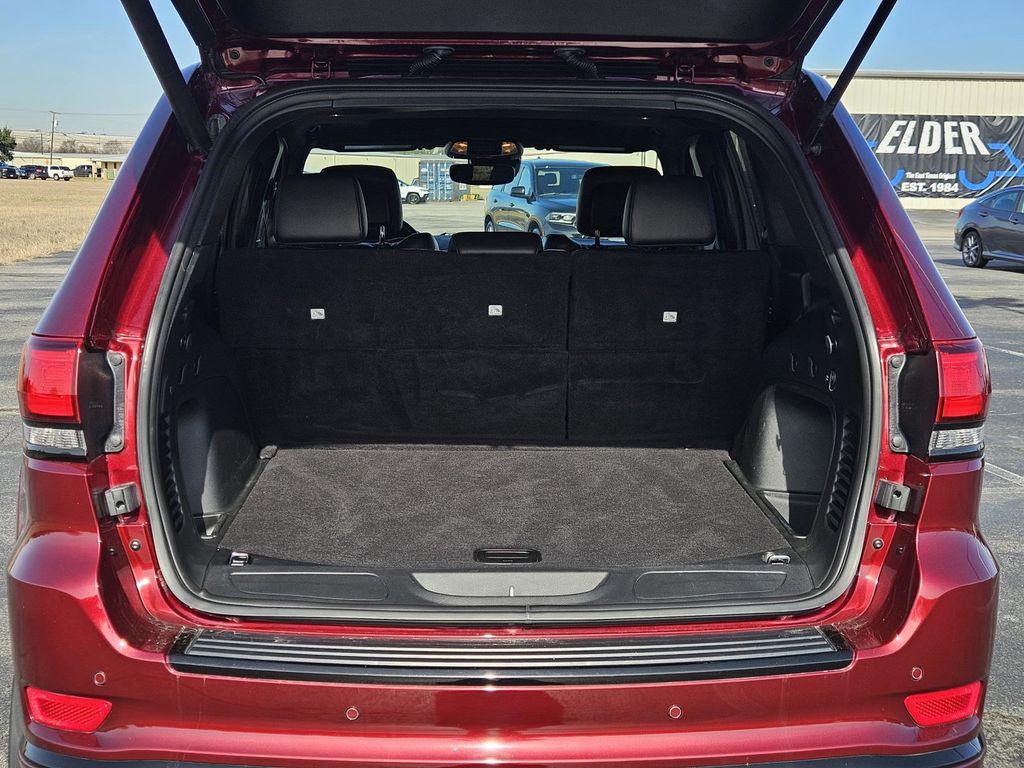 used 2021 Jeep Grand Cherokee car