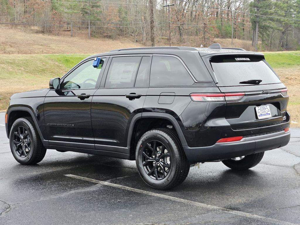 new 2026 Jeep Grand Cherokee car, priced at $46,025