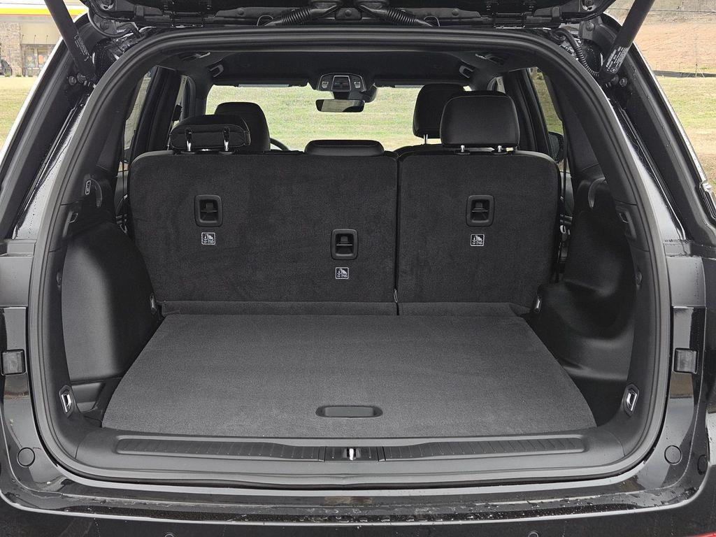 new 2026 Jeep Grand Cherokee car, priced at $46,025