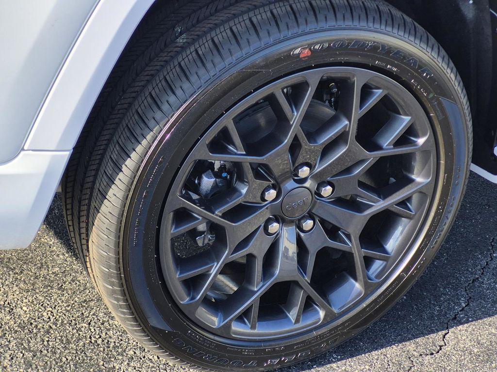 new 2026 Jeep Grand Cherokee L car, priced at $63,315