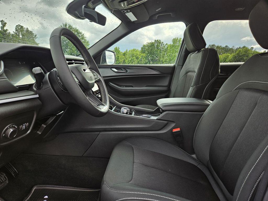 new 2026 Jeep Grand Cherokee L car, priced at $41,865