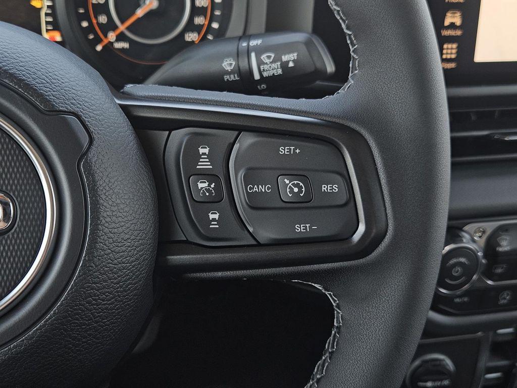 new 2026 Jeep Gladiator car, priced at $48,080