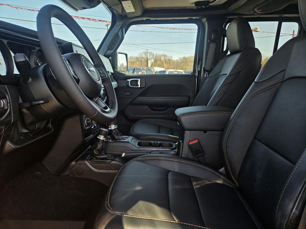 new 2026 Jeep Gladiator car, priced at $48,080