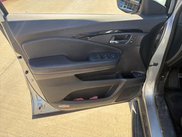 used 2016 Honda Pilot car, priced at $12,687