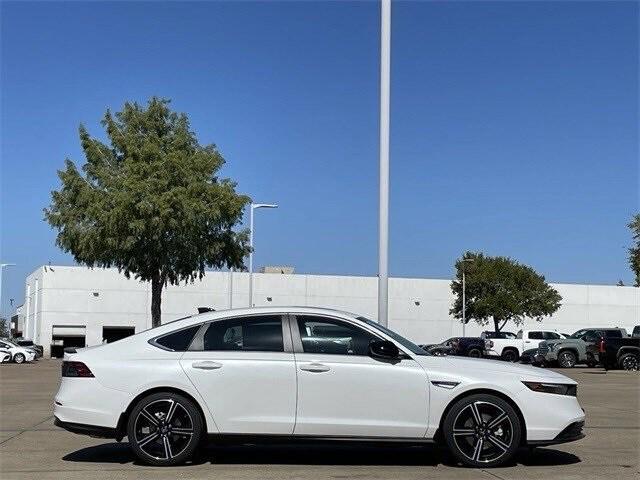 new 2025 Honda Accord Hybrid car, priced at $33,929