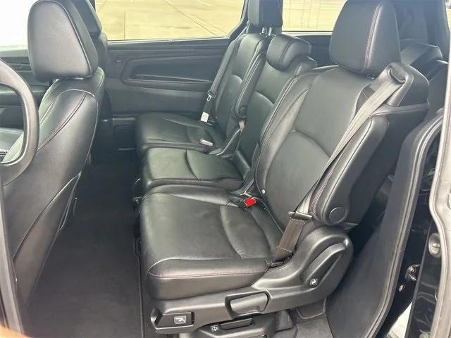 used 2025 Honda Odyssey car, priced at $37,998