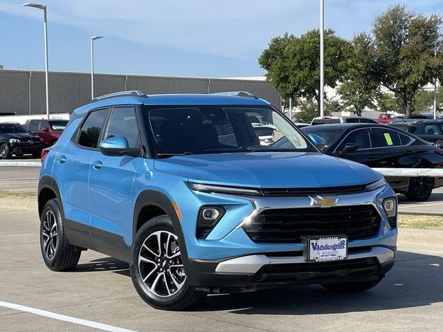 used 2025 Chevrolet TrailBlazer car, priced at $22,022