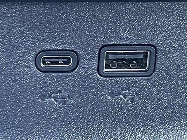 used 2025 Chevrolet Equinox car, priced at $28,888