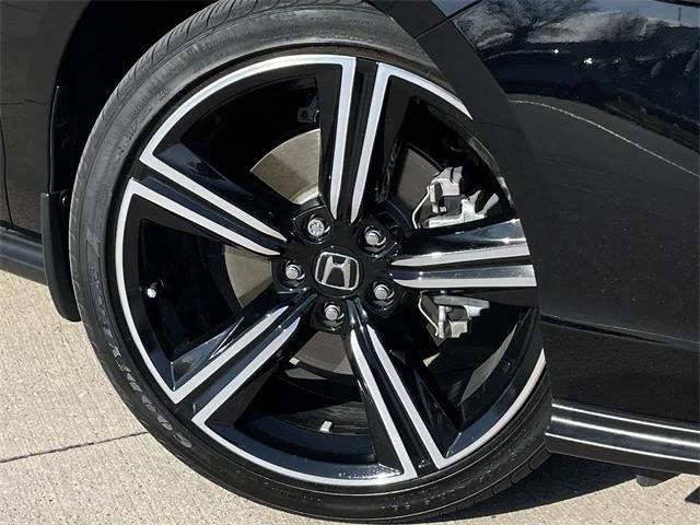 used 2025 Honda Accord Hybrid car, priced at $28,189