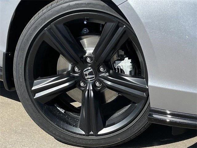 new 2025 Honda Accord Hybrid car, priced at $35,383