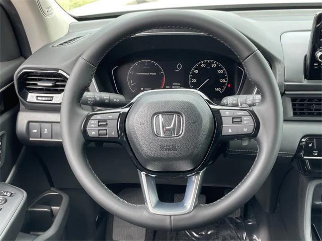 new 2025 Honda Pilot car, priced at $50,859