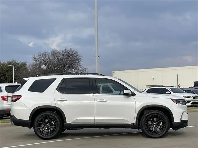 new 2025 Honda Pilot car, priced at $51,712