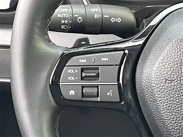 new 2025 Honda Pilot car, priced at $51,712