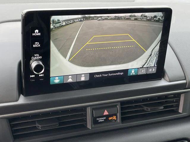 new 2025 Honda Pilot car, priced at $51,681