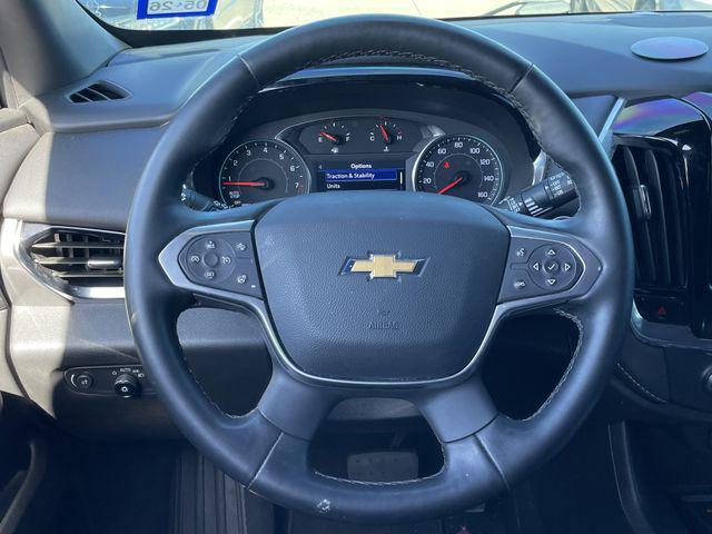 used 2023 Chevrolet Traverse car, priced at $30,286