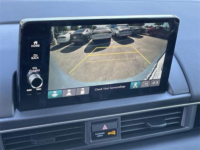 new 2025 Honda Pilot car, priced at $49,781