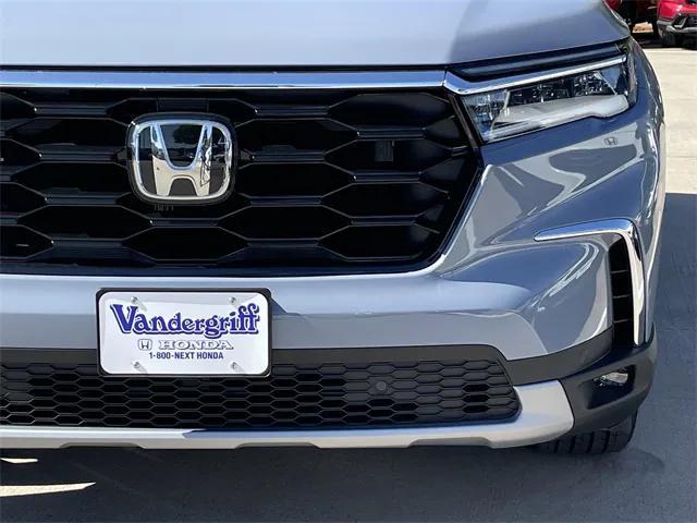 new 2025 Honda Pilot car, priced at $49,781