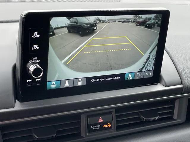 new 2025 Honda Pilot car, priced at $52,376