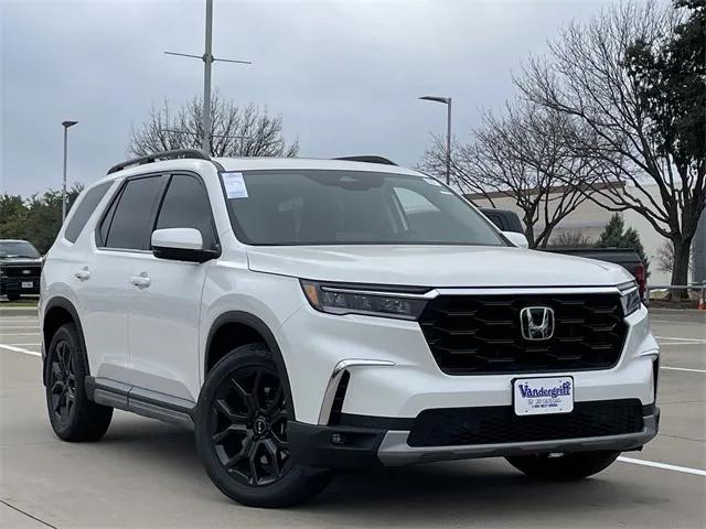new 2025 Honda Pilot car, priced at $52,504