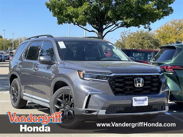 new 2025 Honda Pilot car, priced at $49,457