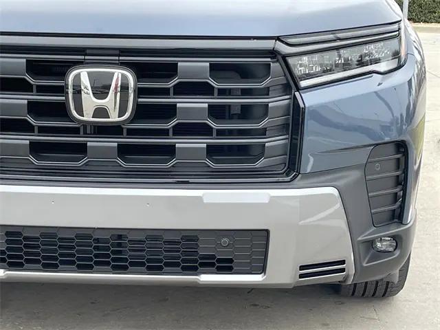 new 2026 Honda Pilot car, priced at $44,744