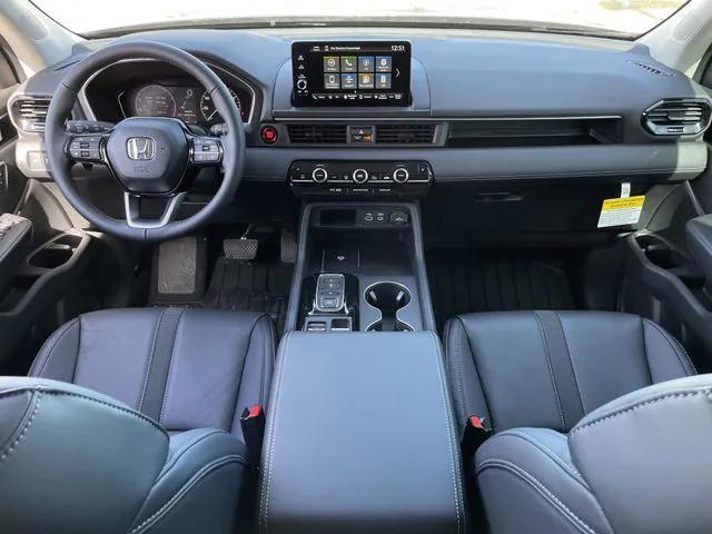 new 2025 Honda Pilot car, priced at $46,951