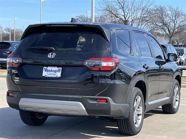 new 2025 Honda Pilot car, priced at $46,579