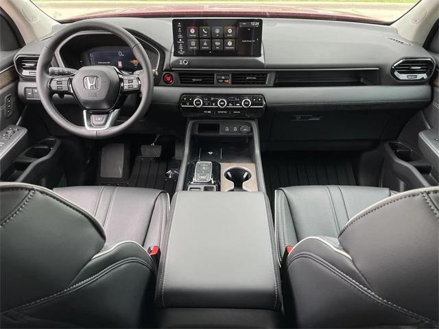 new 2026 Honda Pilot car, priced at $55,537