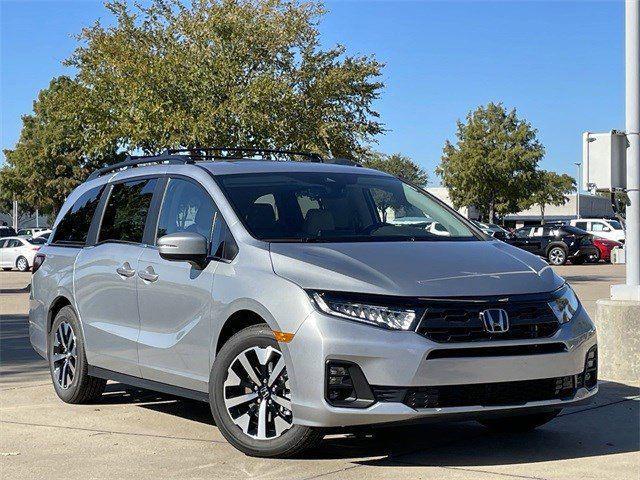 new 2026 Honda Odyssey car, priced at $44,017