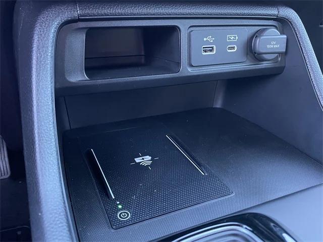 new 2025 Honda Pilot car, priced at $50,061