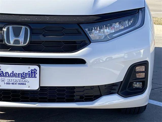 new 2026 Honda Odyssey car, priced at $43,877